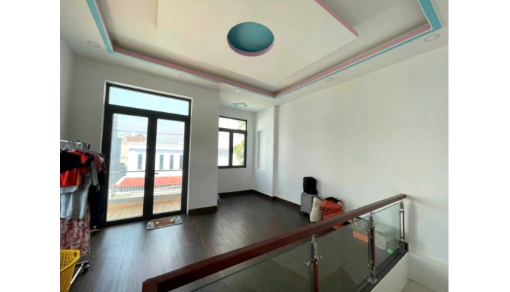 Ngộp giảm sốc 4.7 tỷ  Bán Gấp Nhà Hẻm Xe Hơi 180m2_8x20m 2T Chỉ Nhỉnh 7 Tỷ Gần Chợ Tam Hà Tam Phú Thủ Đức
